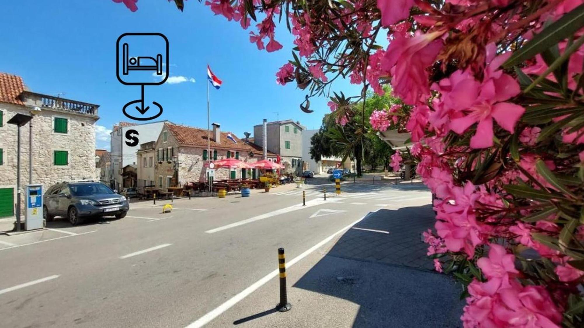 Refresh Boutique Suites - Central Point Vodice Buitenkant foto