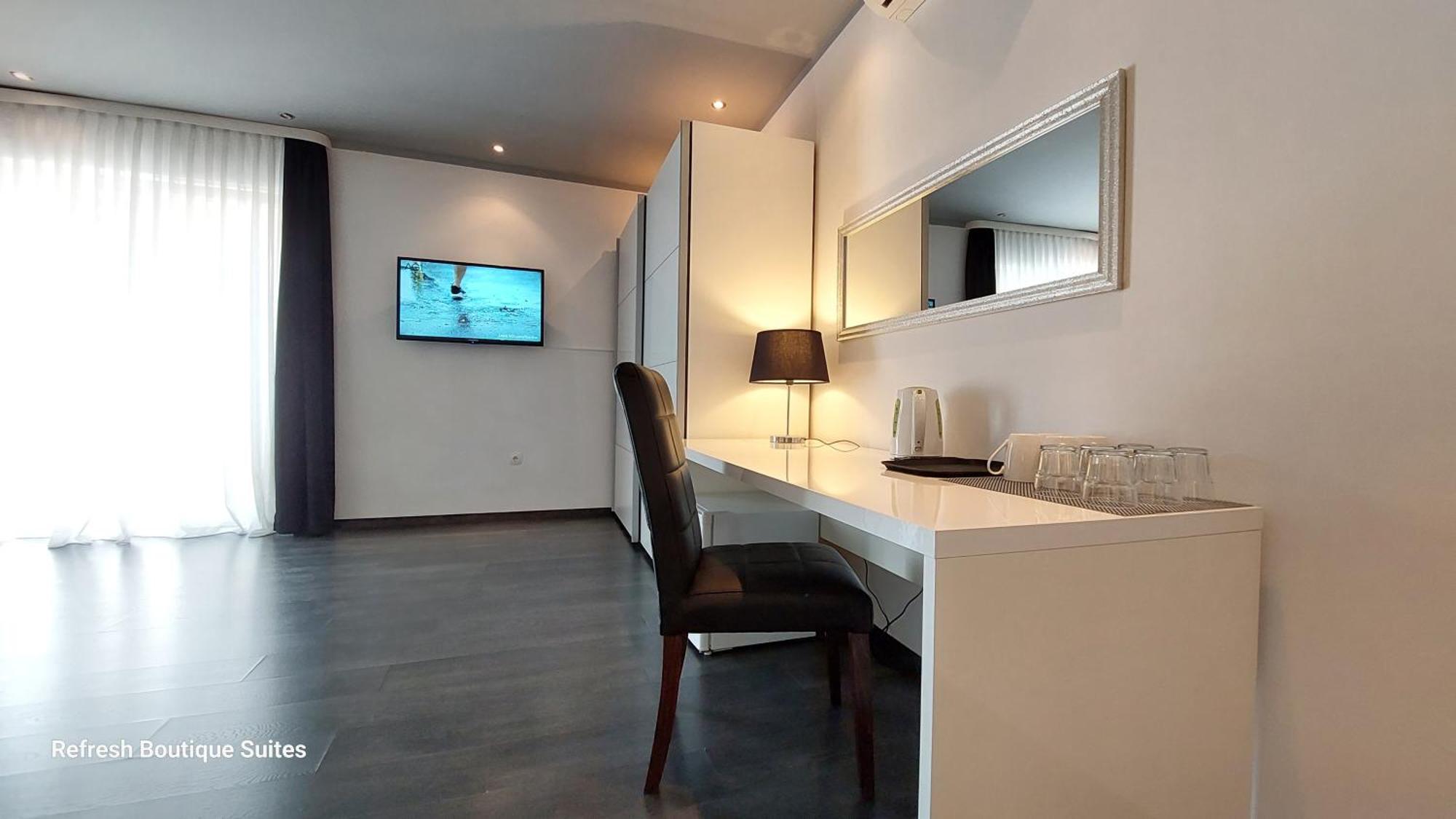 Refresh Boutique Suites - Central Point Vodice Buitenkant foto