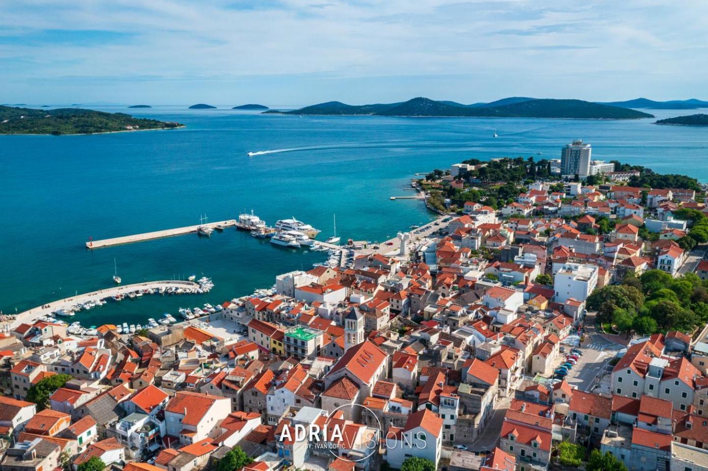Refresh Boutique Suites - Central Point Vodice Buitenkant foto